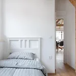 Apartman Bright & Spacious Loft In The Heart Of Old Town *